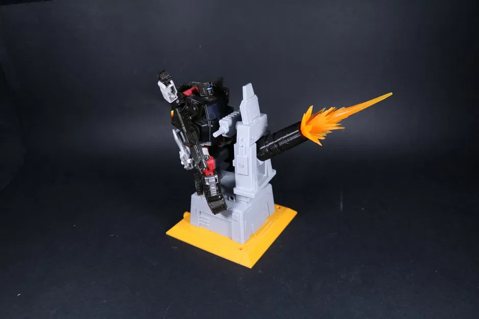 Mô hình ụ súng Autobot trong Transformers từ Skybound Comics - Image 12