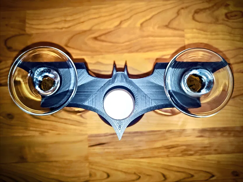 Giá đỡ rượu vang Dark Knight Winerang Centerpiece - Image 4