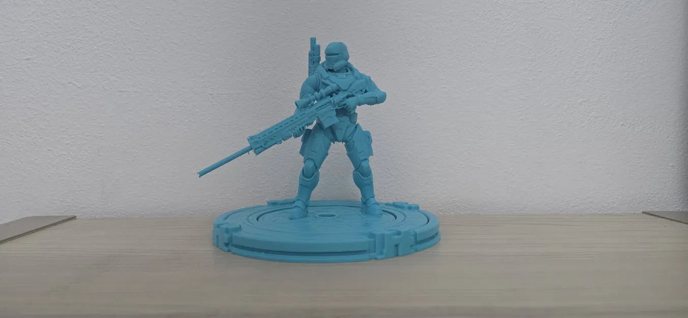 Mô hình tượng lính bắn tỉa tương lai (Futuristic Sniper Elite Soldier) - Image 1