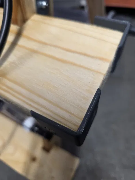 Miếng bọc bảo vệ góc tấm gỗ - Image 2