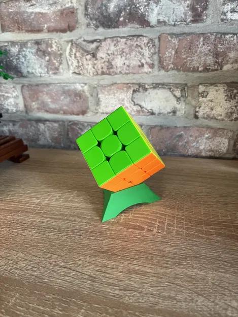 Đế trưng bày khối Rubik - Image 1