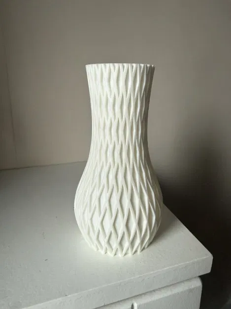 Bình hoa Criss cross - Image 3