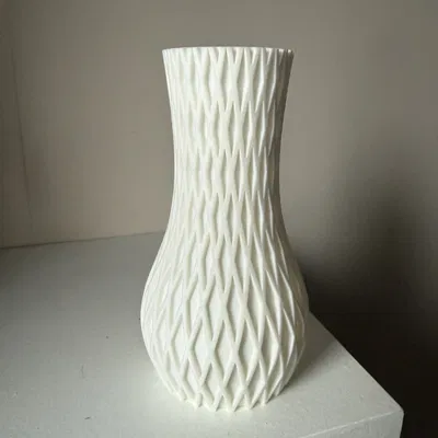 Bình hoa Criss cross