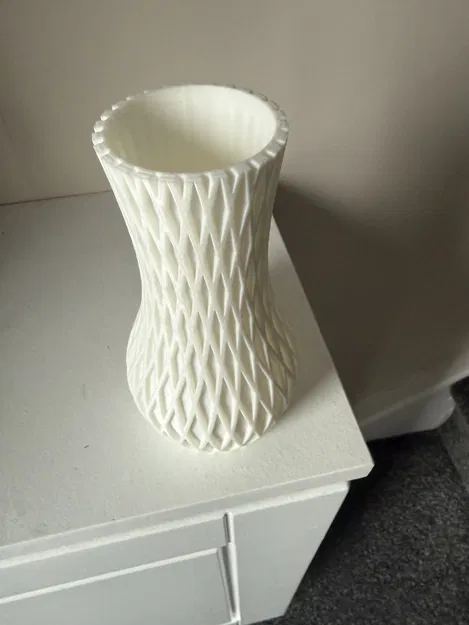 Bình hoa Criss cross - Image 4