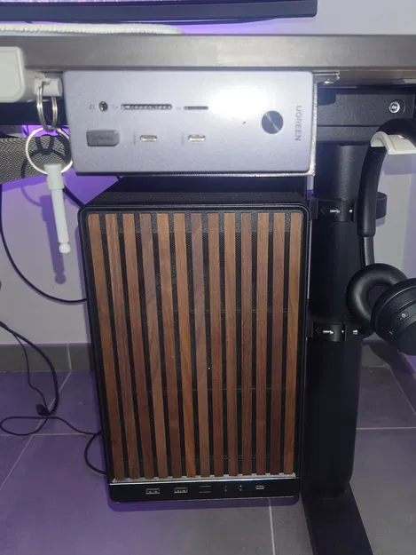 Giá treo 3D Ugreen Revodok Pro gắn dưới mặt bàn cực gọn - Image 1