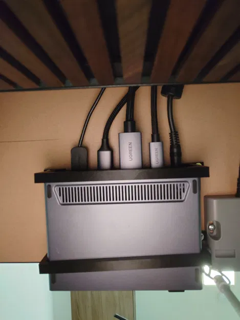 Giá treo 3D Ugreen Revodok Pro gắn dưới mặt bàn cực gọn - Image 2