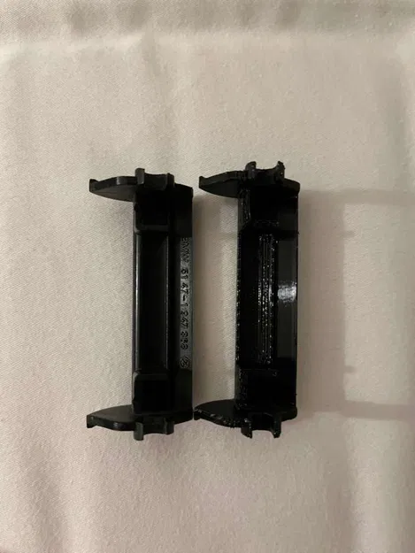 Tay nắm nắp hông cốp xe cho BMW E30 Touring (In 3D) - Image 3