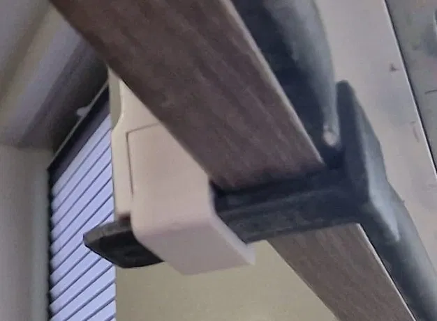 Giá đỡ rèm xếp lớp (Halterung Raff-Rollo) tùy chỉnh - Image 2