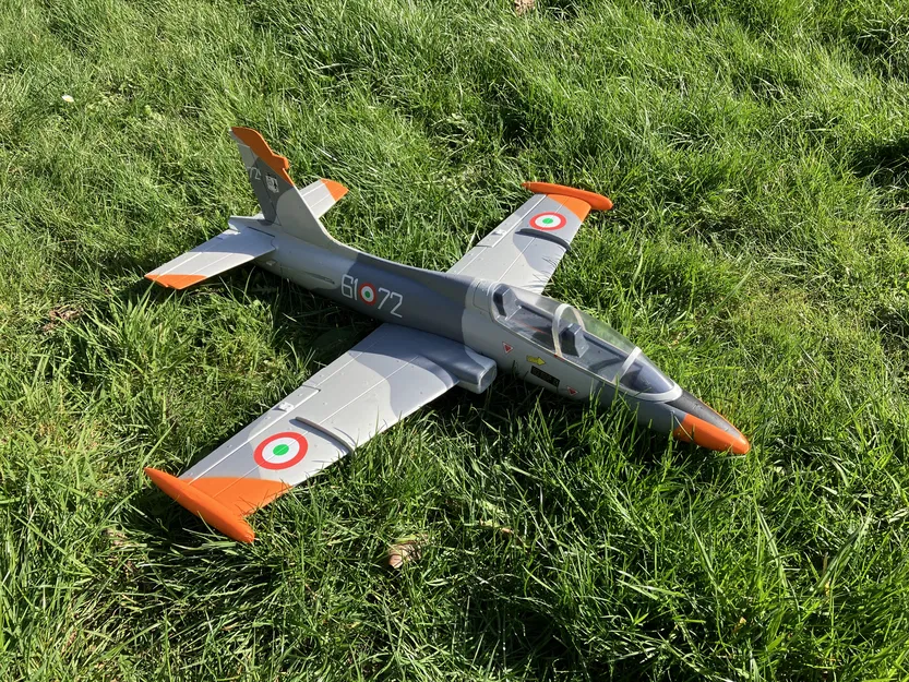 Miệng lấy gió phụ (cheater) lớn cho MB-339 50mm EDF - Image 1