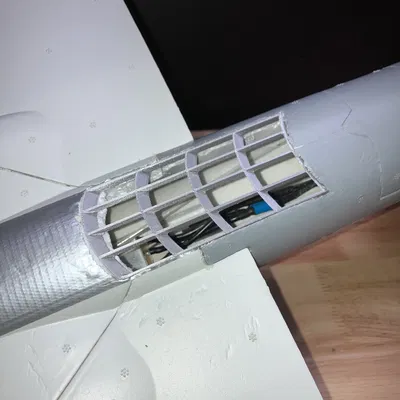 Miệng lấy gió phụ (cheater) lớn cho MB-339 50mm EDF