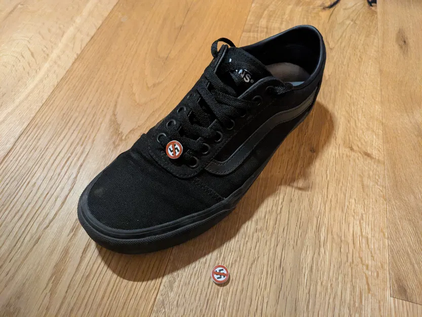 Hạt xỏ dây giày No Fascism - Image 2