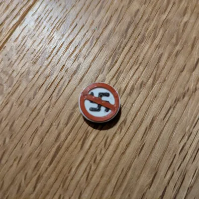 Hạt xỏ dây giày No Fascism