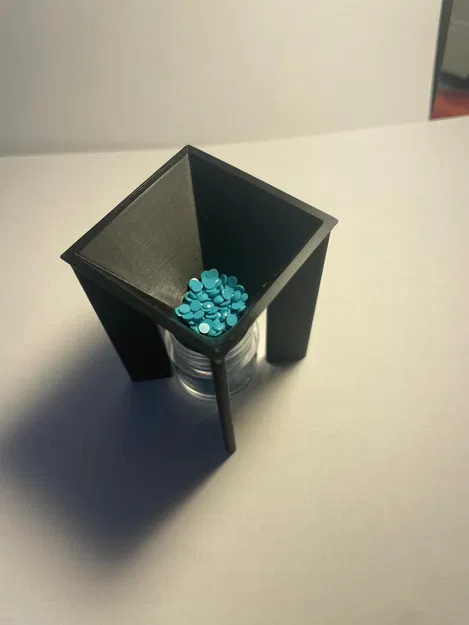 Phễu chiết hạt tranh đính đá - Diamond painting funnel - Image 3