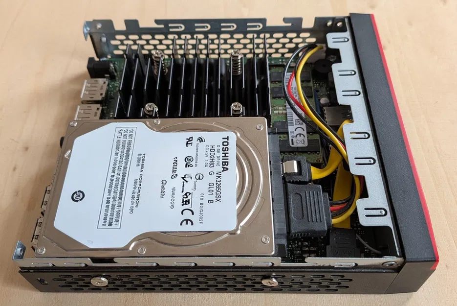 Giá đỡ ổ cứng SSD/HDD cho Fujitsu Futro S740/S7010 (bản đảo ngược) - Image 1