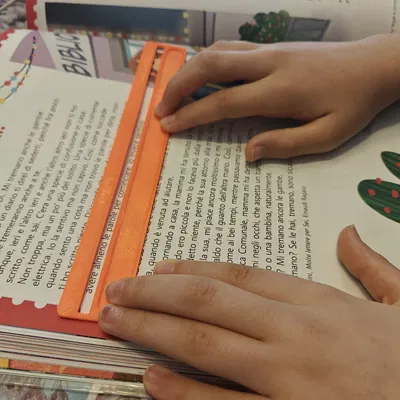 Dụng cụ hỗ trợ đọc sách dạng thanh trượt