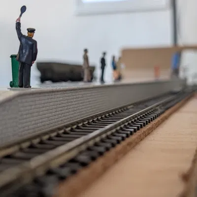 Bộ bệ ga tàu hỏa lắp ghép (Modular Model Railway Station Platforms)