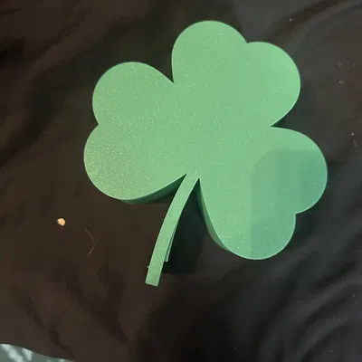 Mô hình hộp đựng đồ hình cỏ ba lá (Shamrock Box) xinh xắn