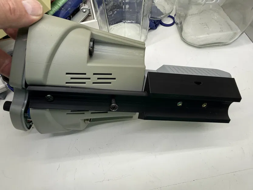 Ngàm chuyển đổi máy dò kim loại Discovery 3300 sang pin DeWalt - Image 6