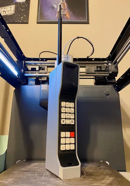 Mô hình điện thoại gạch Motorolla cổ điển - Image 1