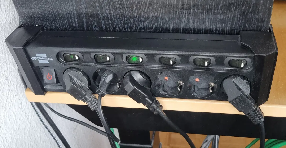 Giá đỡ ổ cắm điện Brennenstuhl - Image 1