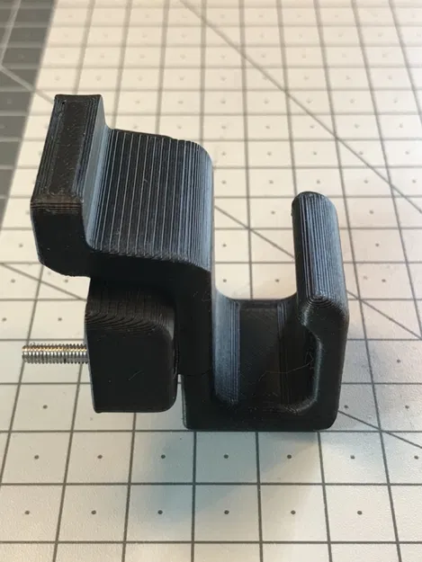 Móc treo túi đi chợ cho cốp xe Volvo V90 - Image 2