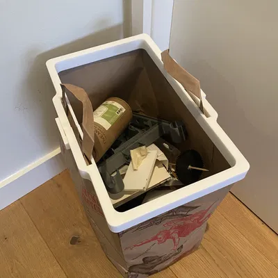 Khung giữ túi giấy rảnh tay