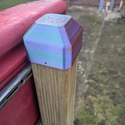 Nắp chụp đầu cột 70x70mm với thiết kế gờ chống nước