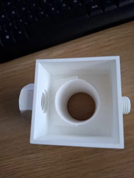 Bộ chia nước mưa Gutter Square Downpipe Diverter Twin Access - Image 15