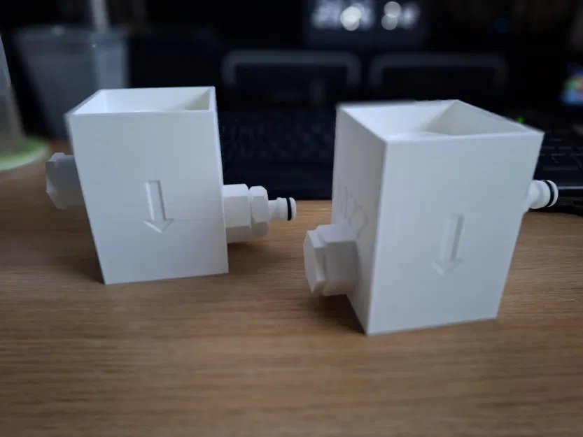 Bộ chia nước mưa Gutter Square Downpipe Diverter Twin Access - Image 16