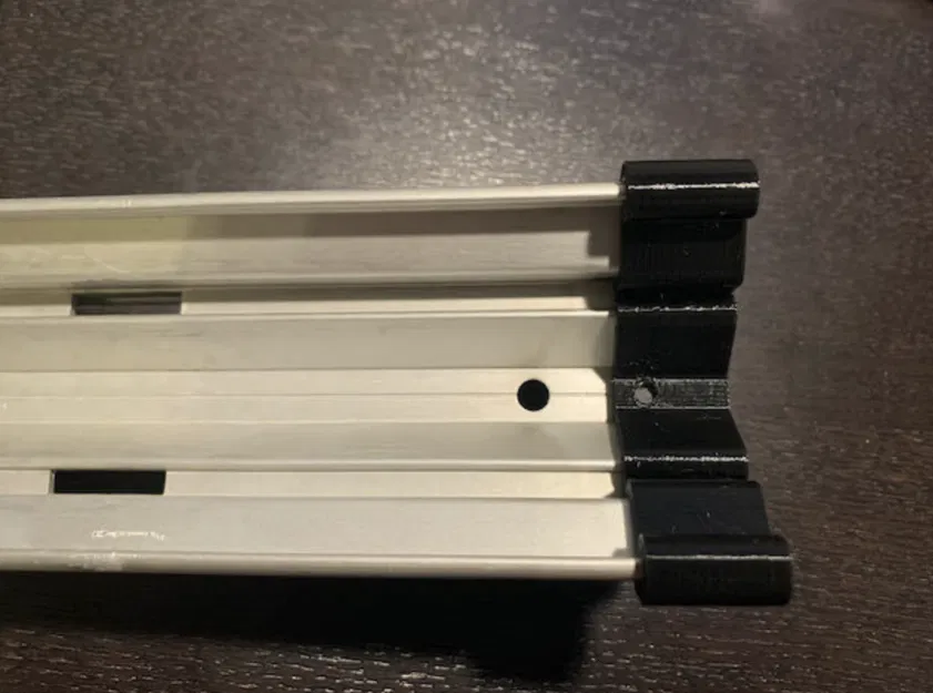 Nắp bịt giá chở xe đạp Fiamma đời 1999 - Image 4