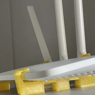 Giá treo tường tối ưu không gian cho router Xiaomi Mi 4C