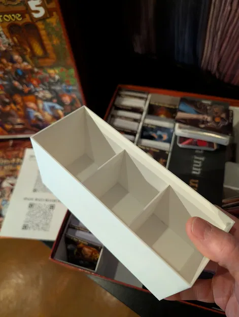 Red Dragon Inn - Giải pháp tổ chức Character Trove - Image 5