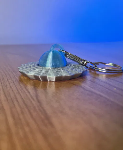 Móc khóa UFO Fidget Spinner - Image 1