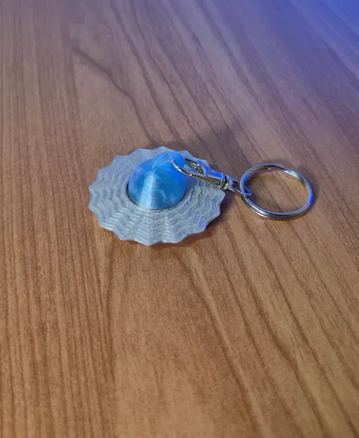 Móc khóa UFO Fidget Spinner - Image 2