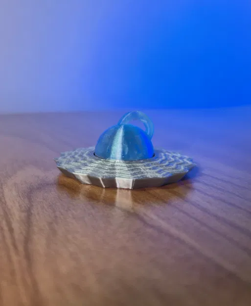 Móc khóa UFO Fidget Spinner - Image 3