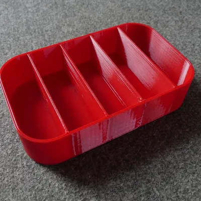 Khay chia ngăn 3D thông minh cho hộp kẹo cũ