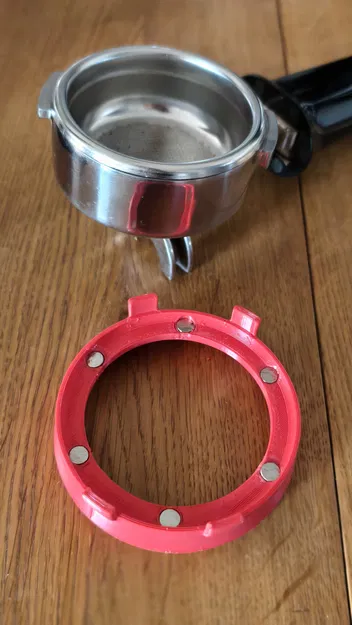 Phễu Đong Cà Phê Có Nam Châm Cho Portafilter 58 mm - Image 1