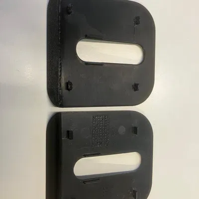 Ốp nhựa nội thất cốp xe BMW 8243922