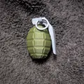 Mô hình quả lựu đạn 3D (Grenade Prop) có chốt an toàn tháo rời - Thumbnail 1