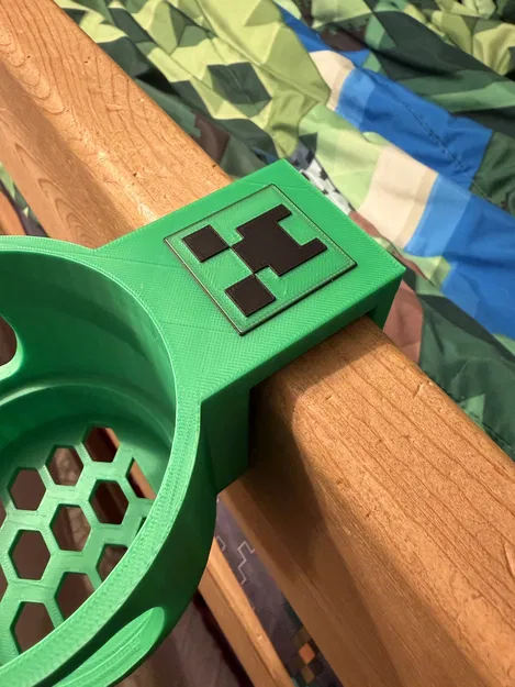 Giá đỡ bình nước Minecraft Creeper - Gắn vừa gỗ 2x4 - Image 4