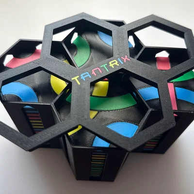 Hộp đựng cho bộ game Tantrix
