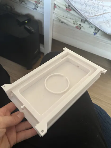 Bộ phụ kiện gắn bàn đa năng: Khay giữ lon và giá đỡ điện thoại 3D - Image 1