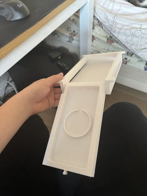 Bộ phụ kiện gắn bàn đa năng: Khay giữ lon và giá đỡ điện thoại 3D - Image 2