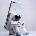 Giá đỡ điện thoại phi hành gia 3D - Mẫu trang trí bàn làm việc độc đáo - Thumbnail 1