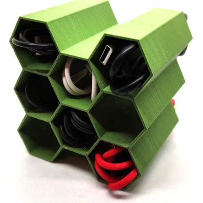 Khay tổ chức dây cáp hình tổ ong (Honeycomb Cable Organizer)