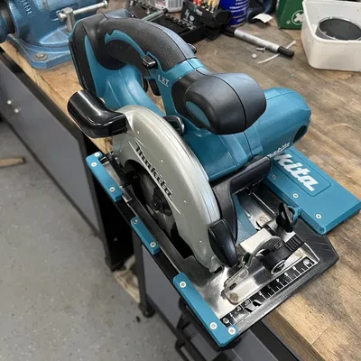 Bộ chuyển đổi (Adapter) thanh ray dẫn hướng cho cưa đĩa Makita DSS501