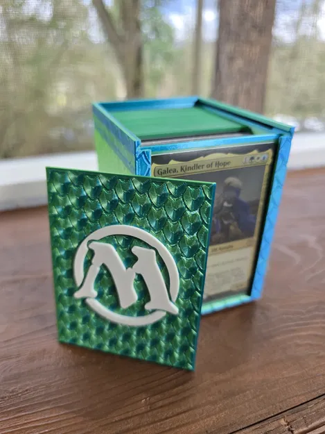 MtG - Hộp Đựng Bộ Bài Commander (Nhỏ Gọn/Xếp Chồng) - Chứa 100 Lá Bài Chuẩn - Image 1