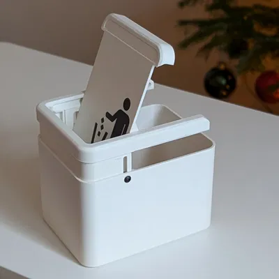 Thùng rác để bàn tiện lợi (Desktop trash can)