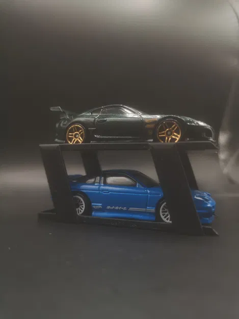 Kệ trưng bày Hot Wheels cho 2 xe – Tương thích đường dốc (Tỉ lệ 1:64) - Image 4