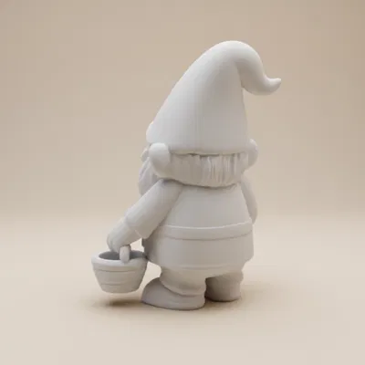 Chú Lùn Làm Vườn – Tượng Trang Trí Đáng Yêu Với Xẻng Và Giỏ